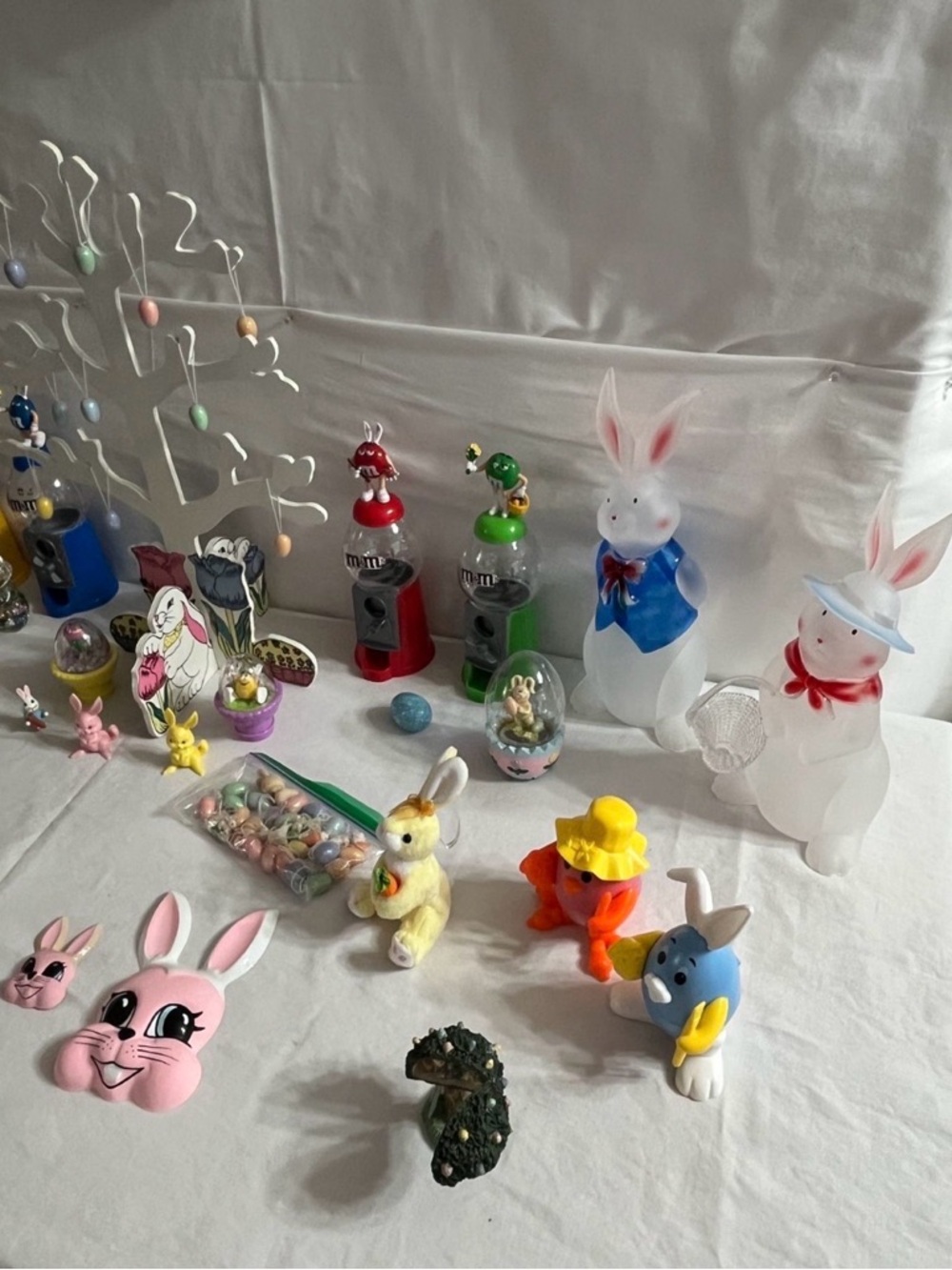 Easter Collection - Picture 2 of 4